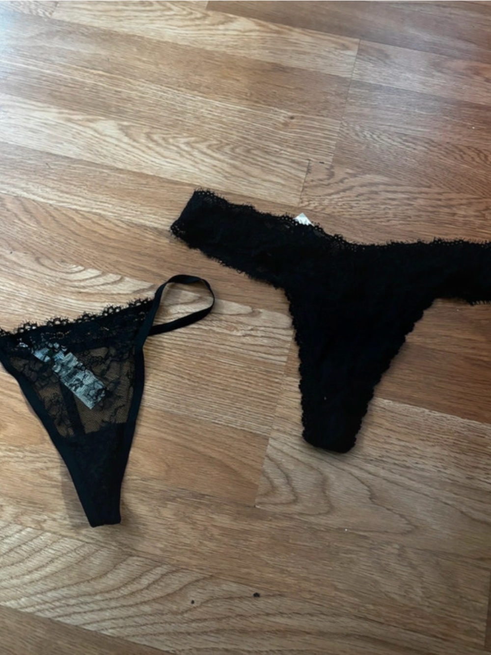 aerie Black Lace Thong Set - Two-Pack Style